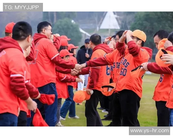 精彩纷呈的年会节目足球盛宴助力团队凝聚力与激情四射的团结合作 精彩纷呈的年会节目足球盛宴助力团队凝聚力与激情四射的团结合作