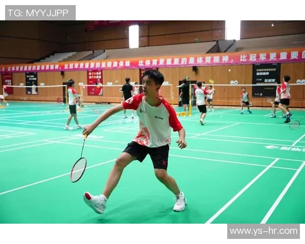 广州羽毛球队团队协作引发热议球员间默契与竞争的微妙平衡探讨 广州羽毛球队团队协作引发热议球员间默契与竞争的微妙平衡探讨