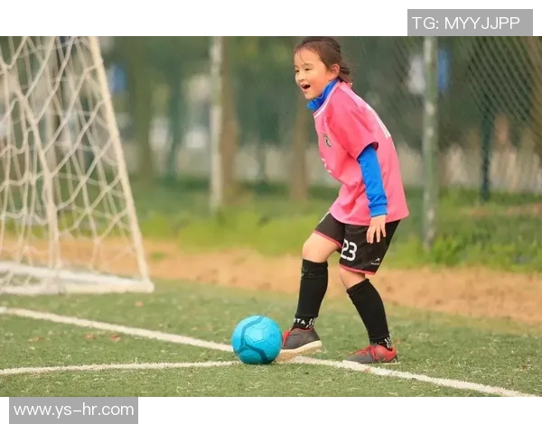 摔跤足球的魅力与挑战探索运动竞技的新风潮与团队精神 摔跤足球的魅力与挑战探索运动竞技的新风潮与团队精神