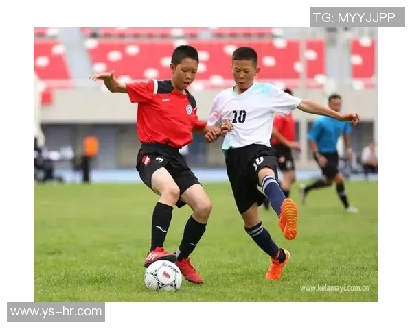 足球曾颜:回顾那些年我们一起追逐的绿茵梦想与激情岁月 足球曾颜:回顾那些年我们一起追逐的绿茵梦想与激情岁月